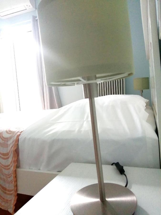 Apartamento Full House Near The Center Of Atenas Exterior foto
