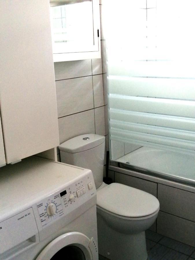 Apartamento Full House Near The Center Of Atenas Exterior foto
