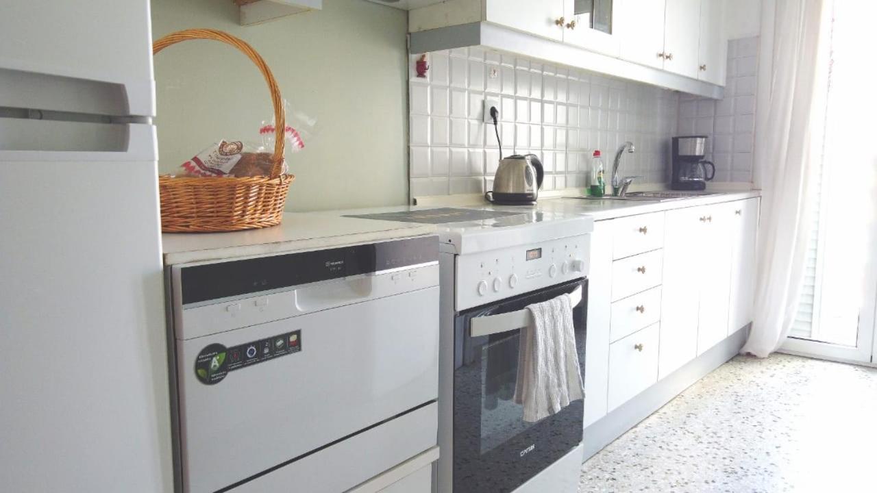 Apartamento Full House Near The Center Of Atenas Exterior foto